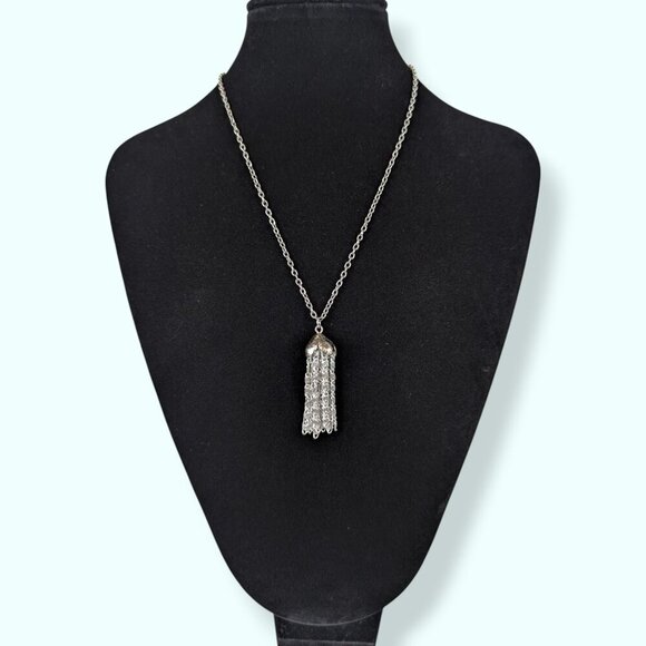 (2/$20) Dangling Snail Chain Tassel Pendant Necklace - Picture 3 of 5